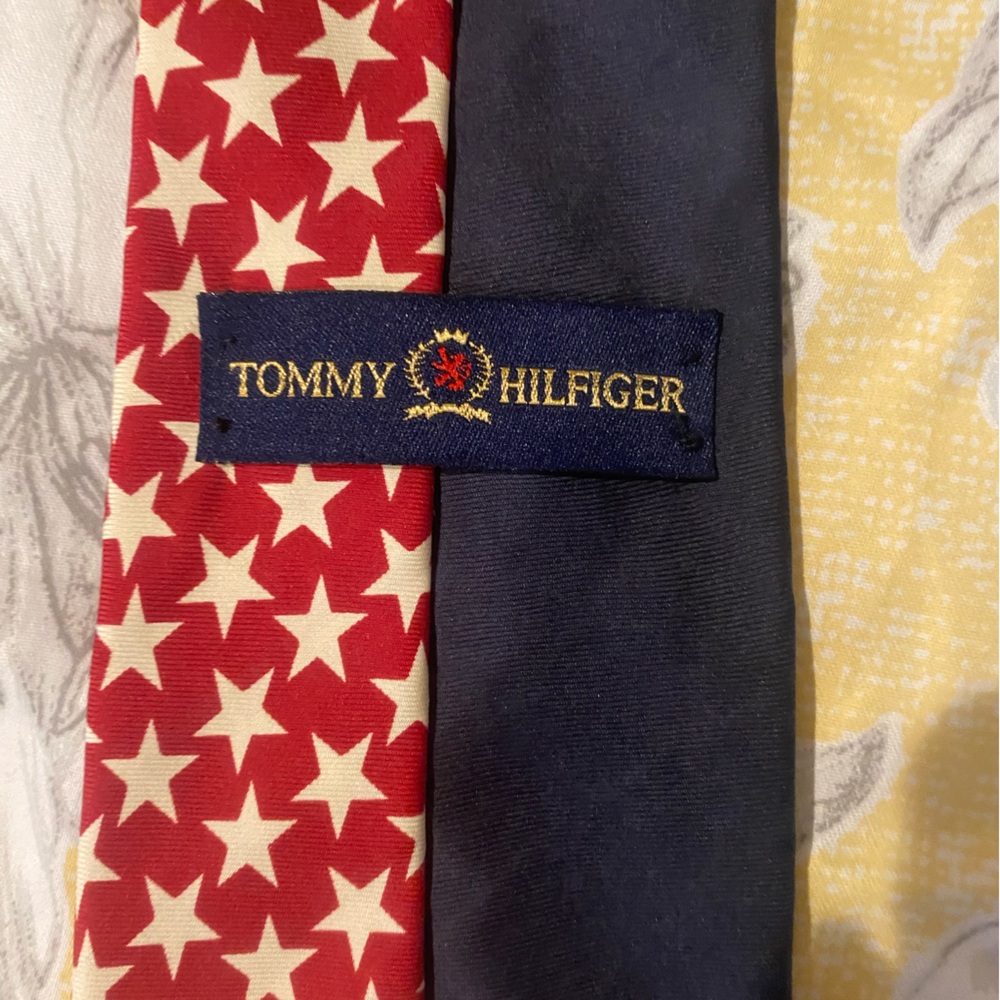 VINTAGE TOMMY HILFIGER 4TH OF JULY - 100% SILK NECKTIE CLASSIC AMERICA PATTERN